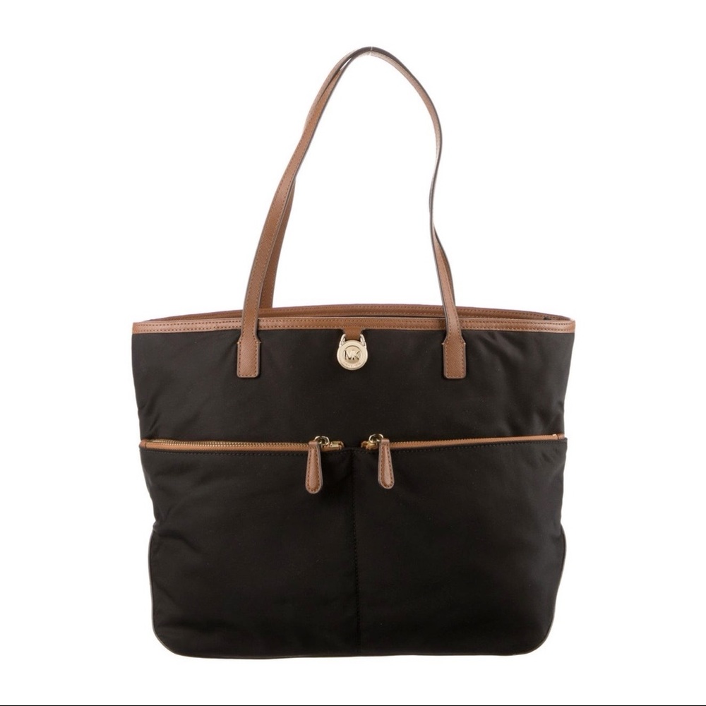 Michael Kors Medium Kempton Pocket Nylon Top-Handle Tote - Black